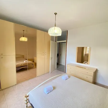 Apartment Bisceglie House Rho Fiera